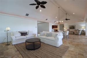 2201 Beacon Lane, Naples, FL 34103 - MLS#226010969