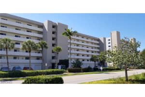 10475 Gulf Shore Drive, Naples, FL 34108 - MLS#226011010