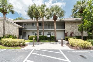 746 Eagle Creek Dr W 104, Naples