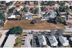 573 Tallwood Street, Marco Island, FL 34145 - MLS#226011058