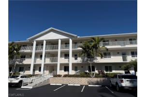 3032 Sandpiper Bay Cir G205, Naples 3032 Sandpiper Bay Cir G205, Naples