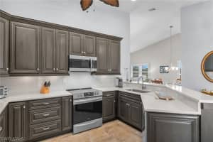 194 Newport Drive, Naples, FL 34114 - MLS#226011133