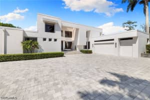 12933 Coco Plum Lane, Naples, FL 34119 - MLS#226011163