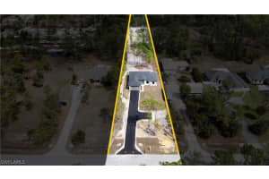 3231 41st Avenue, Naples, FL 34120 - MLS#226011248