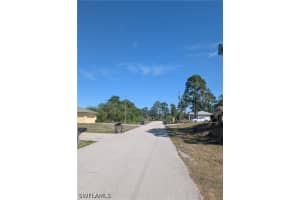 513 Beach Avenue, Lehigh Acres, FL 33974 - MLS#226011273