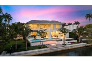 408 16th Avenue, Naples, FL 34102 - MLS#226011285