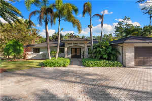 4501 3rd Avenue, Naples, FL 34119 - MLS#226011300