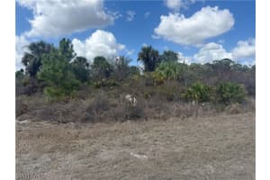 1900 18th Street, Lehigh Acres, FL 33972 - MLS#226011329