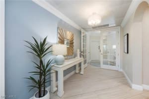 16351 Viansa Way 202, Naples