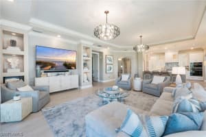 16351 Viansa Way, Naples, FL 34110 - MLS#226011330