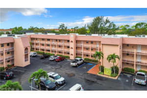 180 TURTLE LAKE Court, Naples, FL 34105 - MLS#226011368