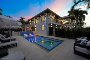 1355 4th Street, Naples, FL 34102 - MLS#226011370