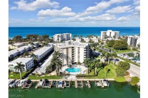 2150 Gulf Shore Blvd N 407, Naples
