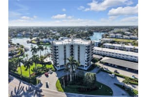 2150 Gulf Shore Boulevard, Naples, FL 34102 - MLS#226011405