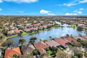 4322 Queen Elizabeth Way, Naples, FL 34119 - MLS#226011415