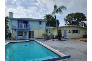 2662 Mangrove Street, Naples, FL 34112 - MLS#226011418