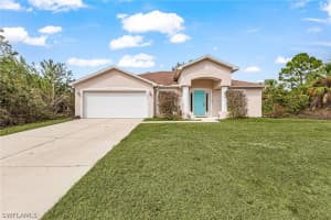 320 Laurel Avenue, Lehigh Acres, FL 33974 - MLS#226011441