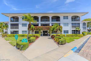 5 High Point Circle, Naples, FL 34103 - MLS#226011461