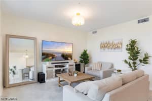 5835 Double Eagle Cir 4727, Ave Maria