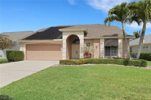 642 Lambton Lane, Naples, FL 34104 - MLS#226011495