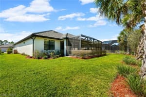 16577 Windsor Way, Alva, FL 33920 - MLS#226011497