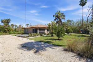 1046 Periwinkle Way, Sanibel, FL 33957 - MLS#226011522