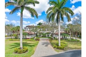 28571 Calabria Court, Naples, FL 34110 - MLS#226011530