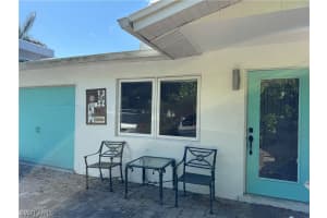 1180 Diana Ave, Naples