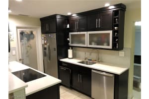1180 Diana Avenue, Naples, FL 34103 - MLS#226011532