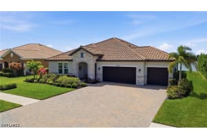 2094 Grove Drive, Naples, FL 34120 - MLS#226011605