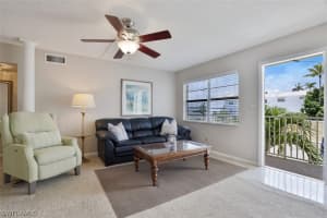 1100 8th Avenue, Naples, FL 34102 - MLS#226011632