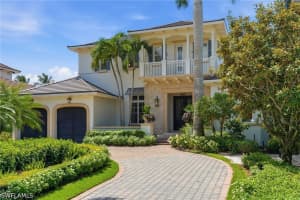160 16th Avenue, Naples, FL 34102 - MLS#226011666