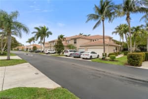 359 Dover Place, Naples, FL 34104 - MLS#226011682