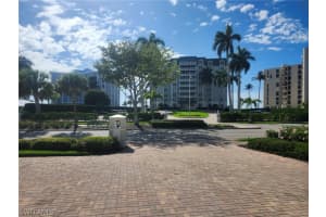 3000 Gulf Shore Boulevard, Naples, FL 34103 - MLS#226011703