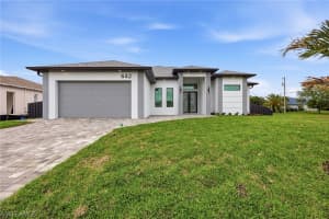 642 Nw 28th Ter, Cape Coral