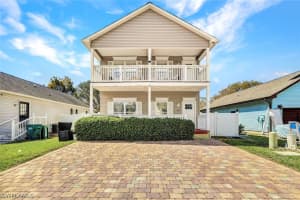 534 Leawood Cir, Naples
