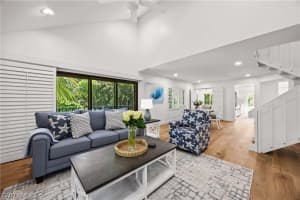 375 8th Avenue, Naples, FL 34102 - MLS#226011743