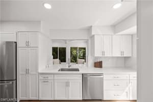 375 8th Avenue, Naples, FL 34102 - MLS#226011746