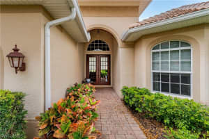 6845 Bent Grass Drive, Naples, FL 34113 - MLS#226011749
