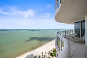 8231 Bay Colony Drive, Naples, FL 34108 - MLS#226011763