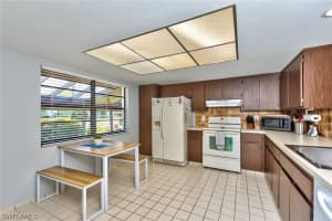 150 Round Key Circle, Naples, FL 34112 - MLS#226011774