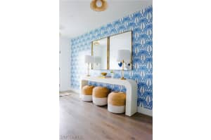 542 104th Avenue, Naples, FL 34108 - MLS#226011782