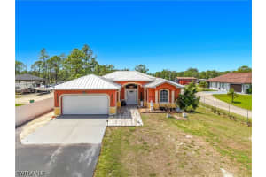 1845 Desoto Blvd N, Naples