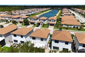 9045 Madrid Circle, Naples, FL 34104 - MLS#226011924