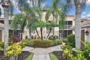 3870 SAWGRASS Way, Naples, FL 34112 - MLS#226011927