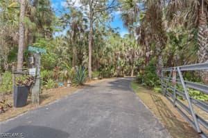 760 1st Street, Naples, FL 34120 - MLS#226011955