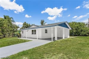 1480 Apollo Dr, Fort Myers