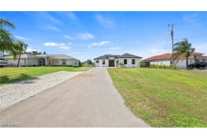 4571 22nd Street, Naples, FL 34120 - MLS#226011984