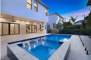 513 92nd Avenue, Naples, FL 34108 - MLS#226012007