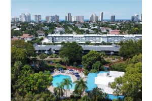 600 Neapolitan Way, Naples, FL 34103 - MLS#226012019